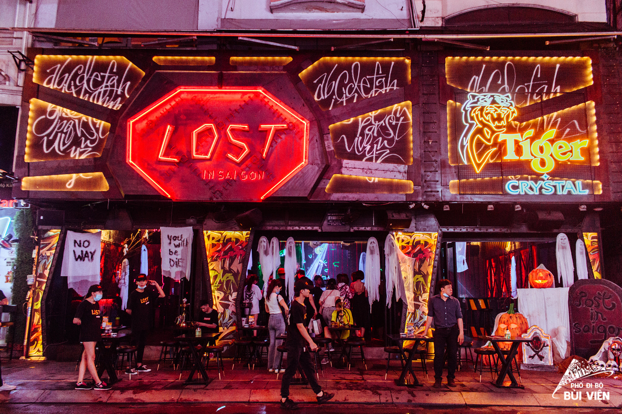 Lost In Saigon - Quán bar Bùi Viện