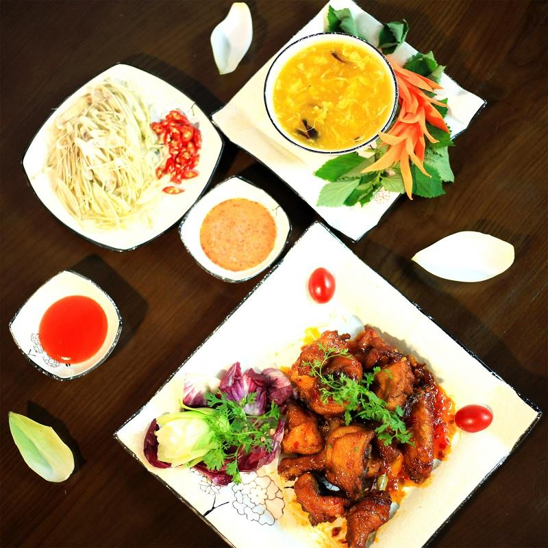 Song-Anh-Chicken- Hanoi Hai Nam Chicken Rice