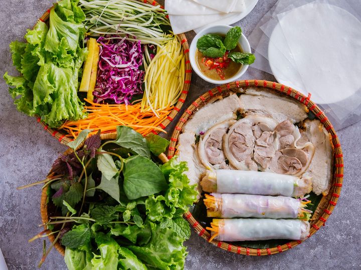 10 Quán Bánh Tráng Cuốn Thịt Heo Hà Nội Ngon Nhất - Digifood