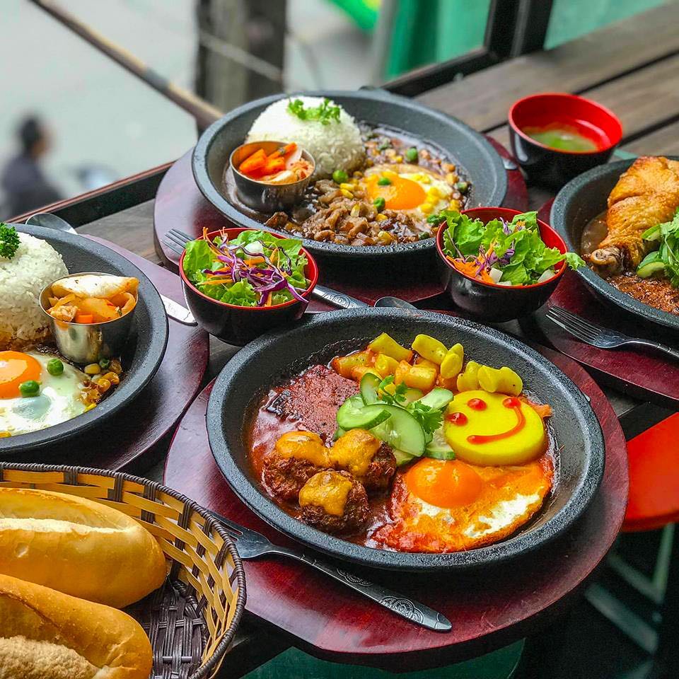 Nhà hàng Laughing Wok - Đồ ăn đẹp và ngon