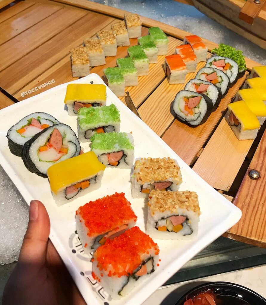 Sushi và sashimi