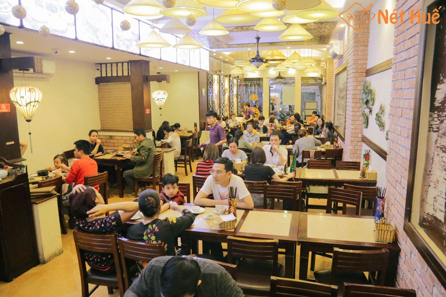 review nhà hàng Nét Huế Hàng Bông