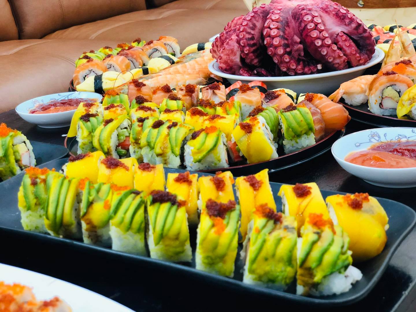 sushi tan binh
