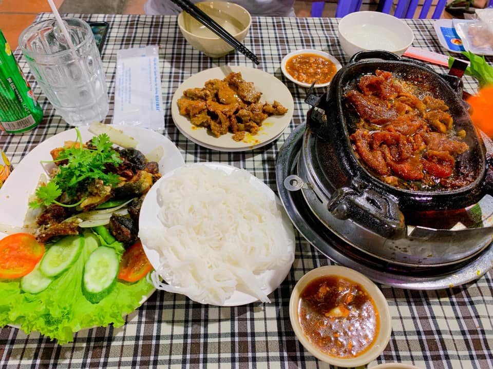 Nhà hàng Hai Châu - quán ăn sân vườn Gò Vấp