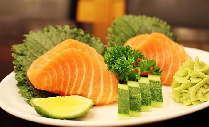 Buffet sashimi Hanoi Chen