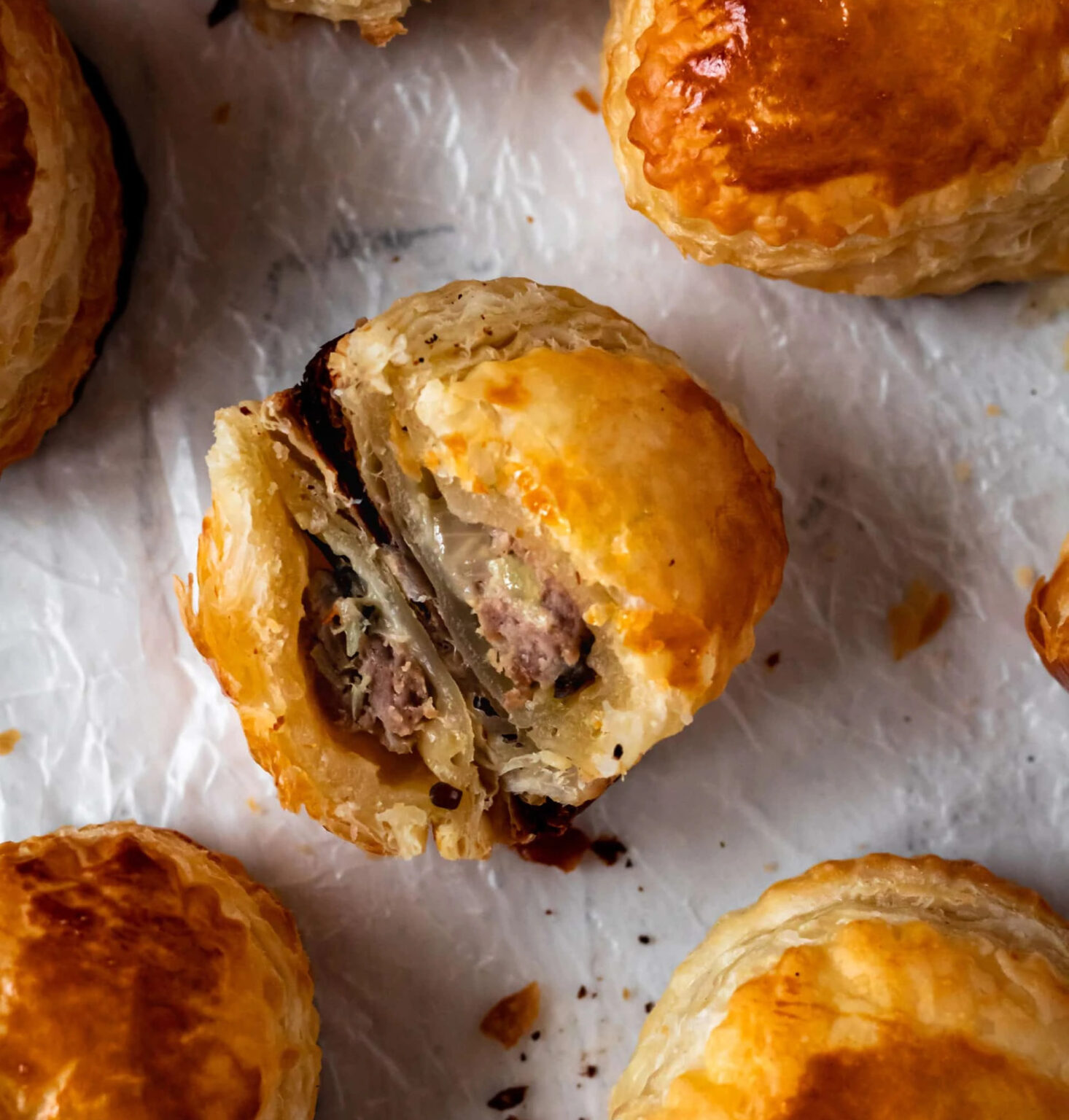 Cách làm bánh Pateso bằng nồi chiên không dầu Digifood