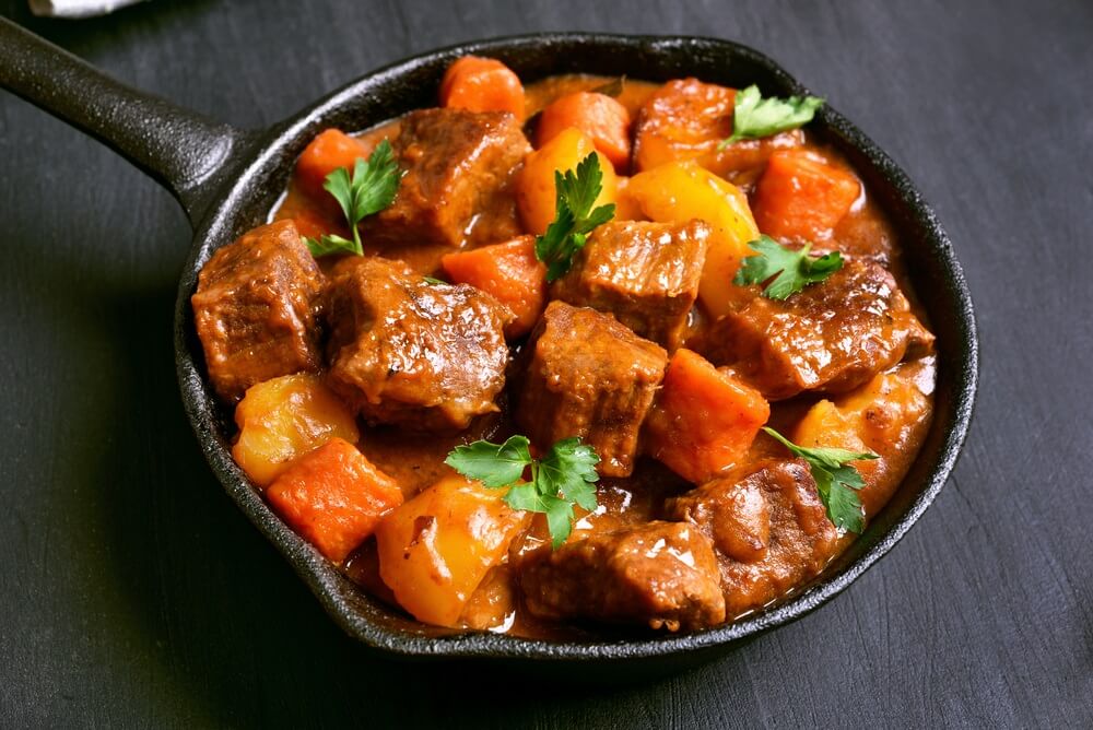 Công thức làm thịt lợn hầm khoai tây mềm thơm đậm đà – Digifood