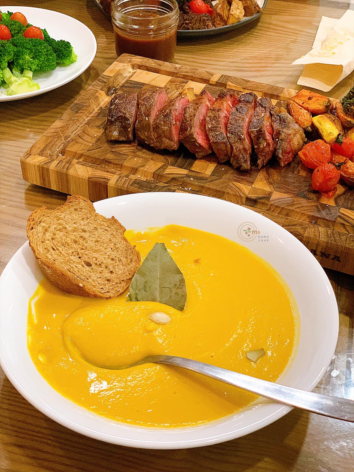 5 công thức nấu súp bí đỏ ngon và đảm bảo dinh dưỡng - Digifood