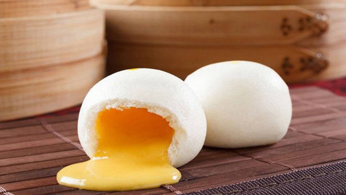 Cách làm bánh bao nhân trứng sữa thơm mềm tại nhà - Digifood